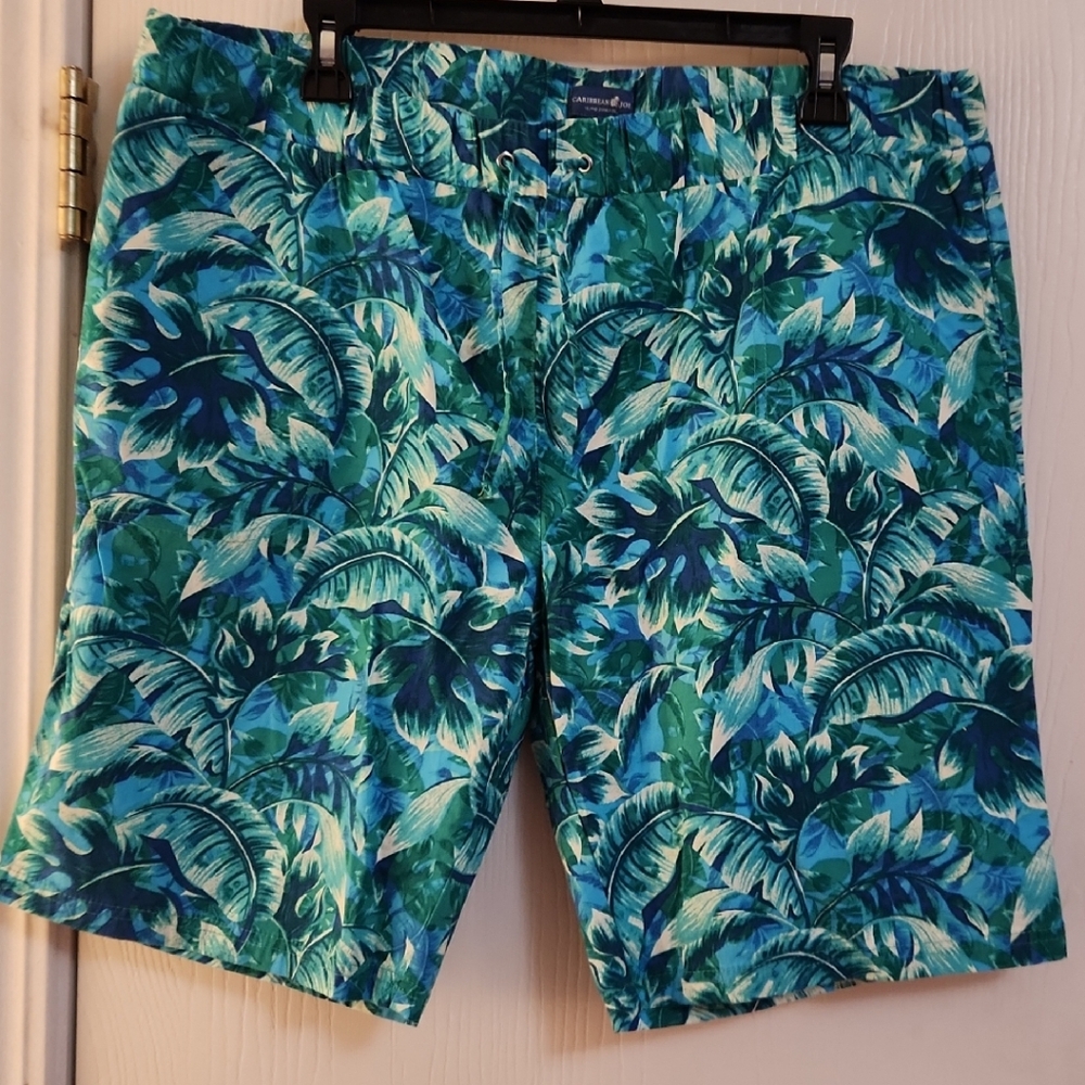 Caribbean Joe Blue Green Leaf Print Women's Shorts